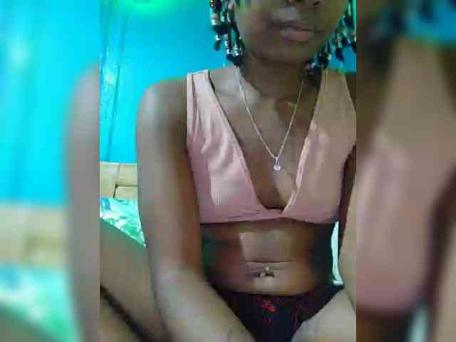 laetitianah webcam
