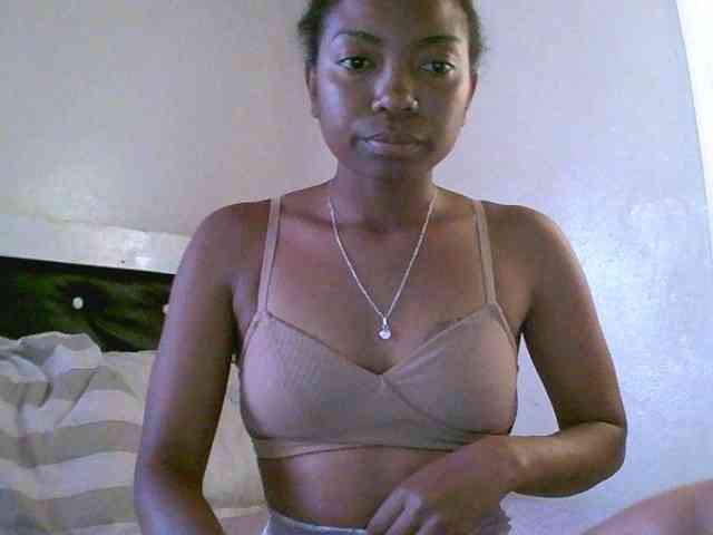 laetitianah webcam