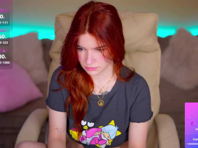 RedShinee's BongaCams show and profile