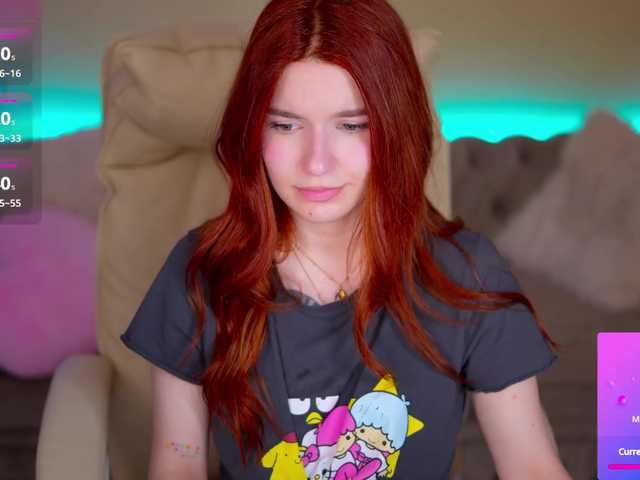 RedShinee's BongaCams show and profile