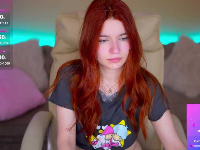 RedShinee's BongaCams show and profile