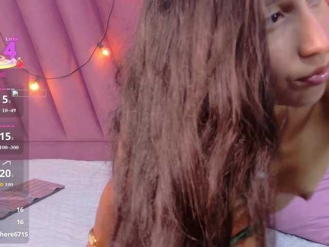 Beautifulskinny18's BongaCams show and profile