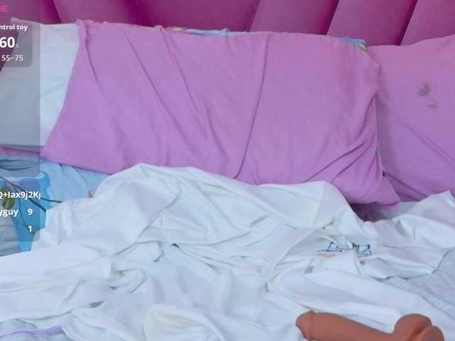 Beautifulskinny18's BongaCams show and profile