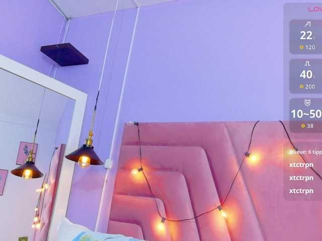 Beautifulskinny18's BongaCams show and profile