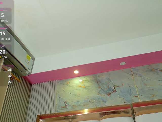 Beautifulskinny18's BongaCams show and profile