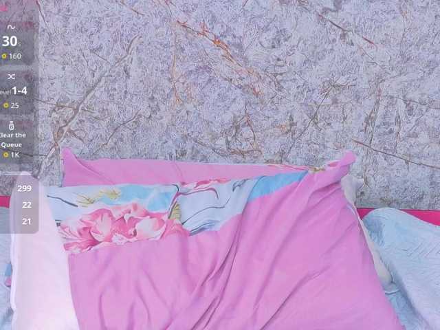 Beautifulskinny18's BongaCams show and profile