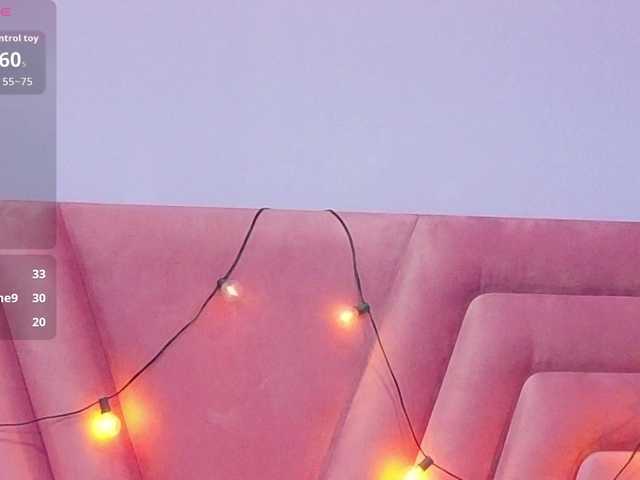 Beautifulskinny18's BongaCams show and profile