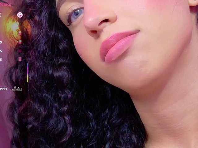  Beautifulskinny18 chat room