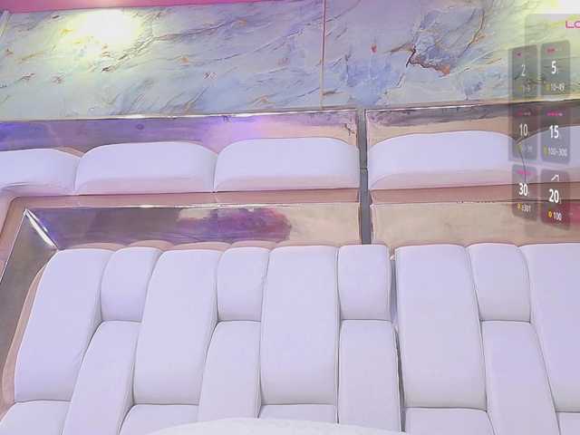 Beautifulskinny18's BongaCams show and profile