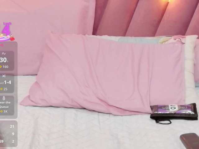 Beautifulskinny18's BongaCams show and profile