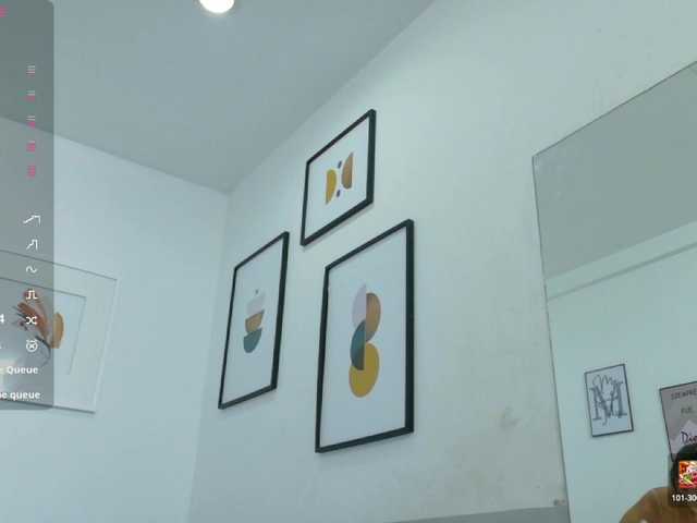 Beautifulskinny18's BongaCams show and profile