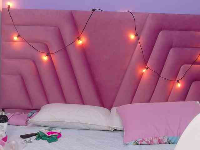 Beautifulskinny18 webcam