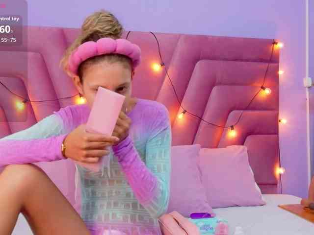 Beautifulskinny18 webcam