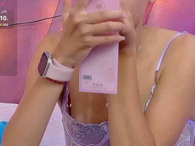 Beautifulskinny18 webcam