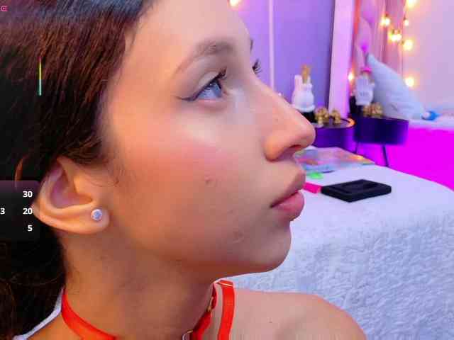 Beautifulskinny18 webcam
