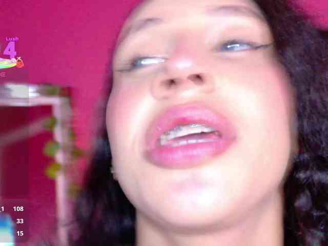 Beautifulskinny18 webcam