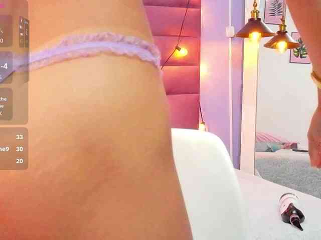 Beautifulskinny18 webcam