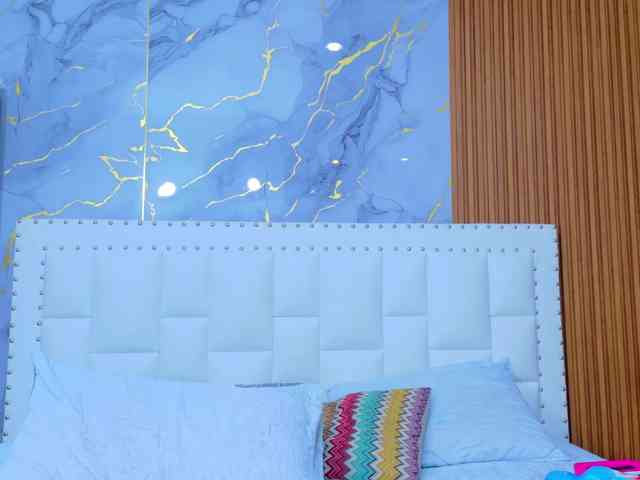 Beautifulskinny18 webcam