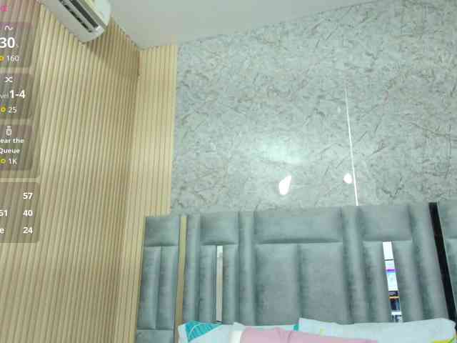 Beautifulskinny18 webcam