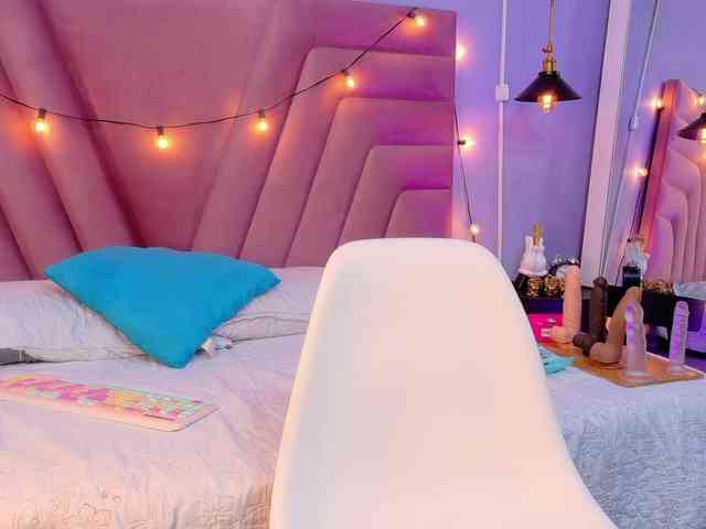 Beautifulskinny18 webcam