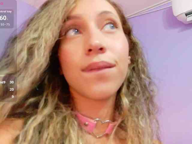 Beautifulskinny18 webcam