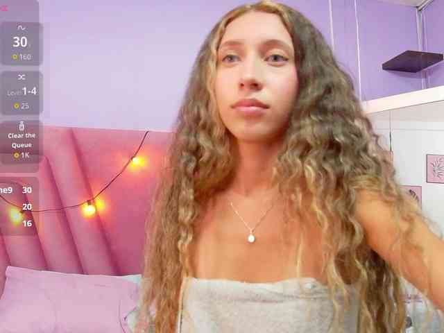 Beautifulskinny18 webcam