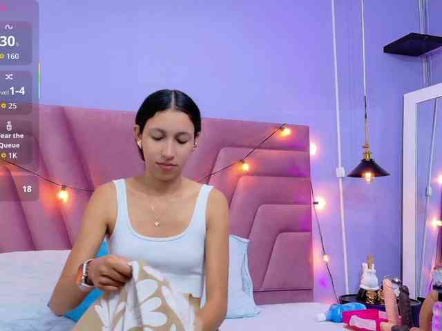 Beautifulskinny18 webcam