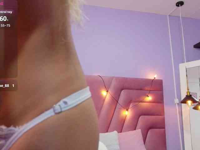 Beautifulskinny18 webcam