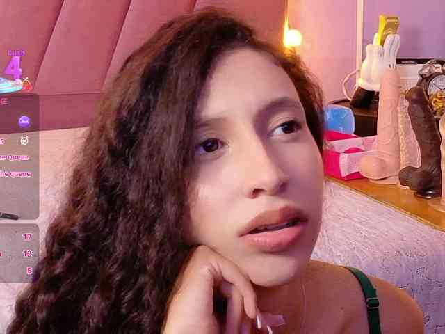 Beautifulskinny18 webcam