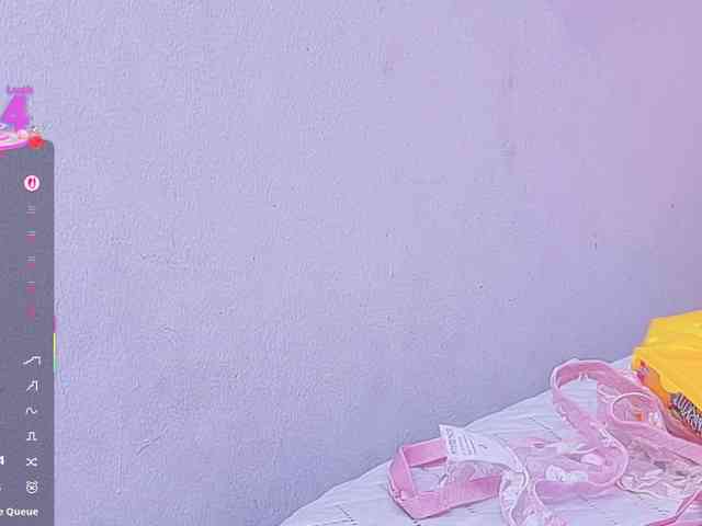 Beautifulskinny18 webcam