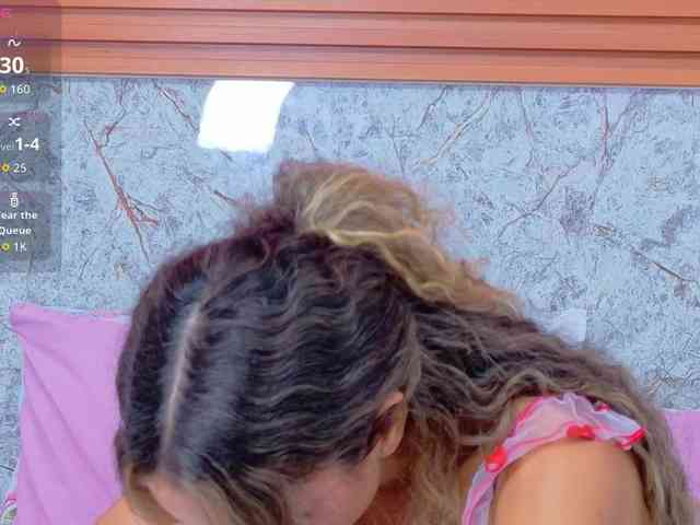 Beautifulskinny18 webcam