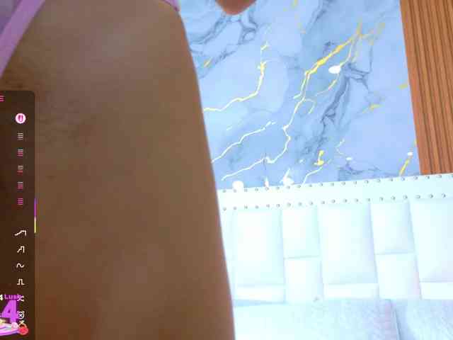 Beautifulskinny18 webcam