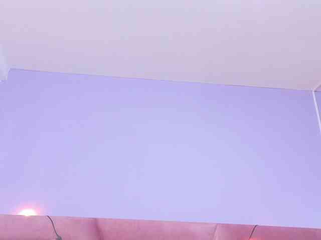 Beautifulskinny18 webcam