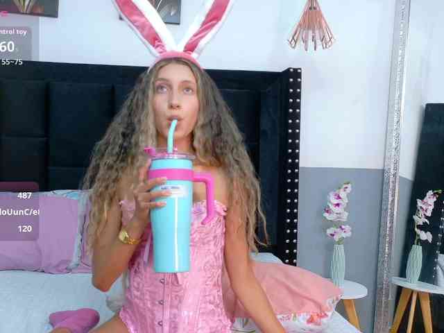 Beautifulskinny18 webcam