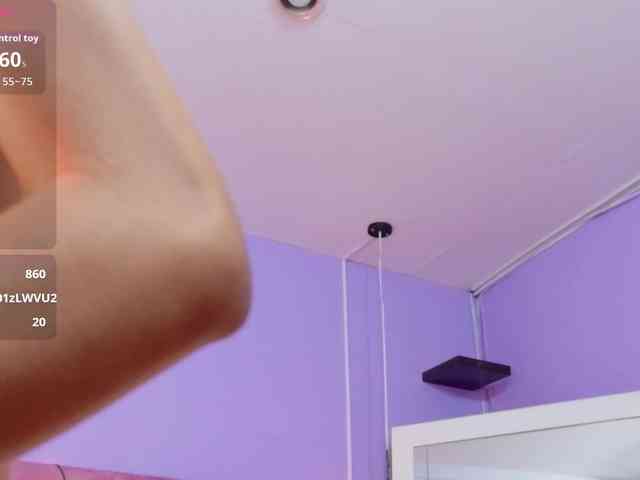 Beautifulskinny18 webcam