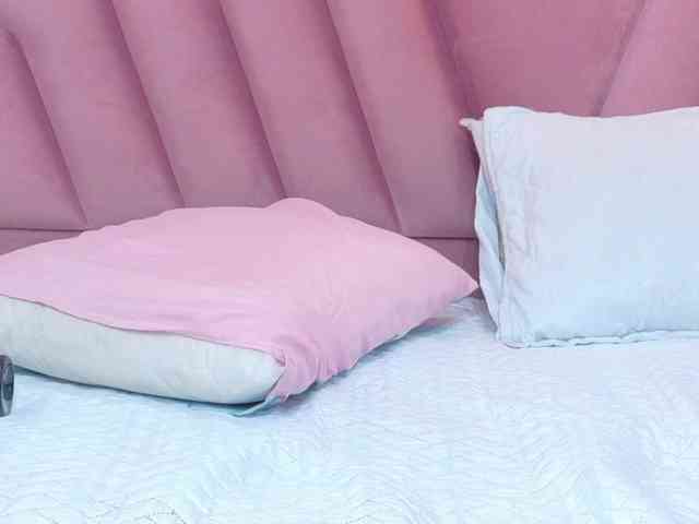 Beautifulskinny18 webcam