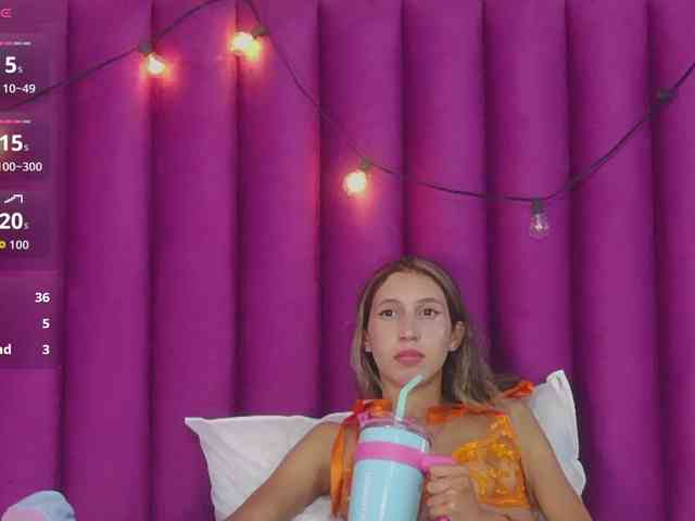 Beautifulskinny18 webcam