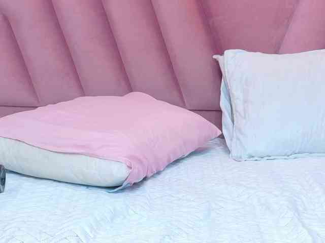 Beautifulskinny18 webcam