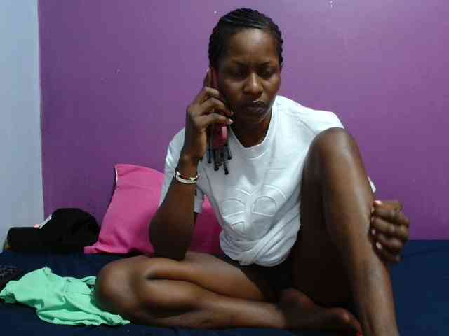 Petitegirly webcam