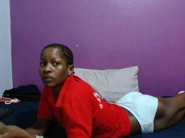 Petitegirly webcam