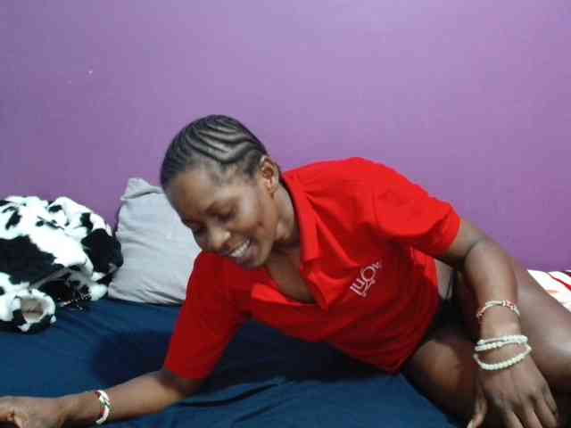 chat naked Petitegirly