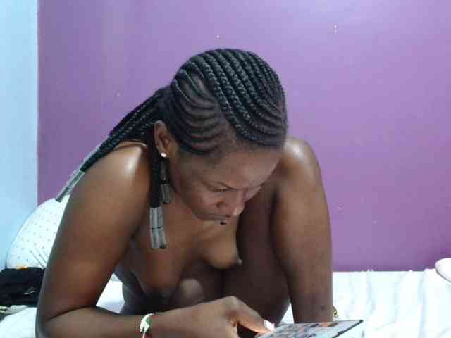 Petitegirly webcam