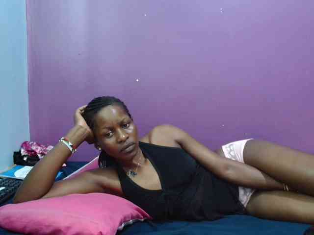 Petitegirly webcam