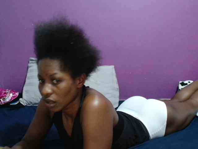 Petitegirly webcam
