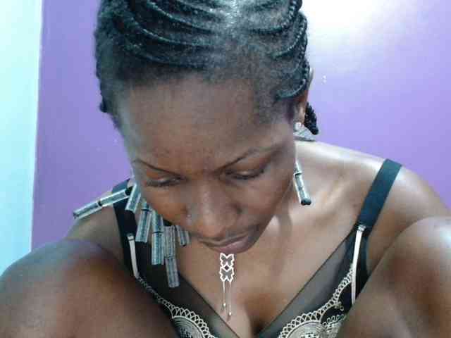 Petitegirly webcam