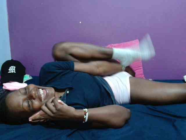Petitegirly webcam