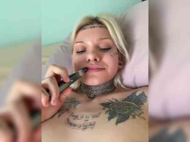 Lisa_Monroe webcam