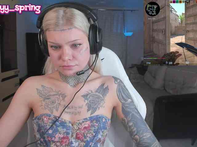 Lisalovelyy webcam