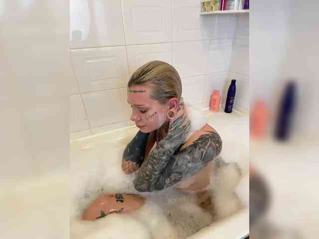 Lisa_Monroe webcam