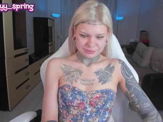 Lisalovelyy webcam